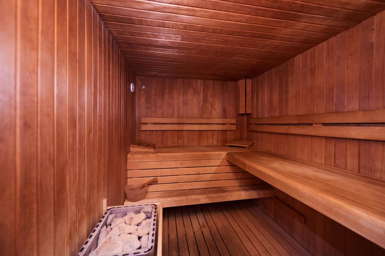 Yooma Urban Lodge Saint-Gilles エクステリア 写真