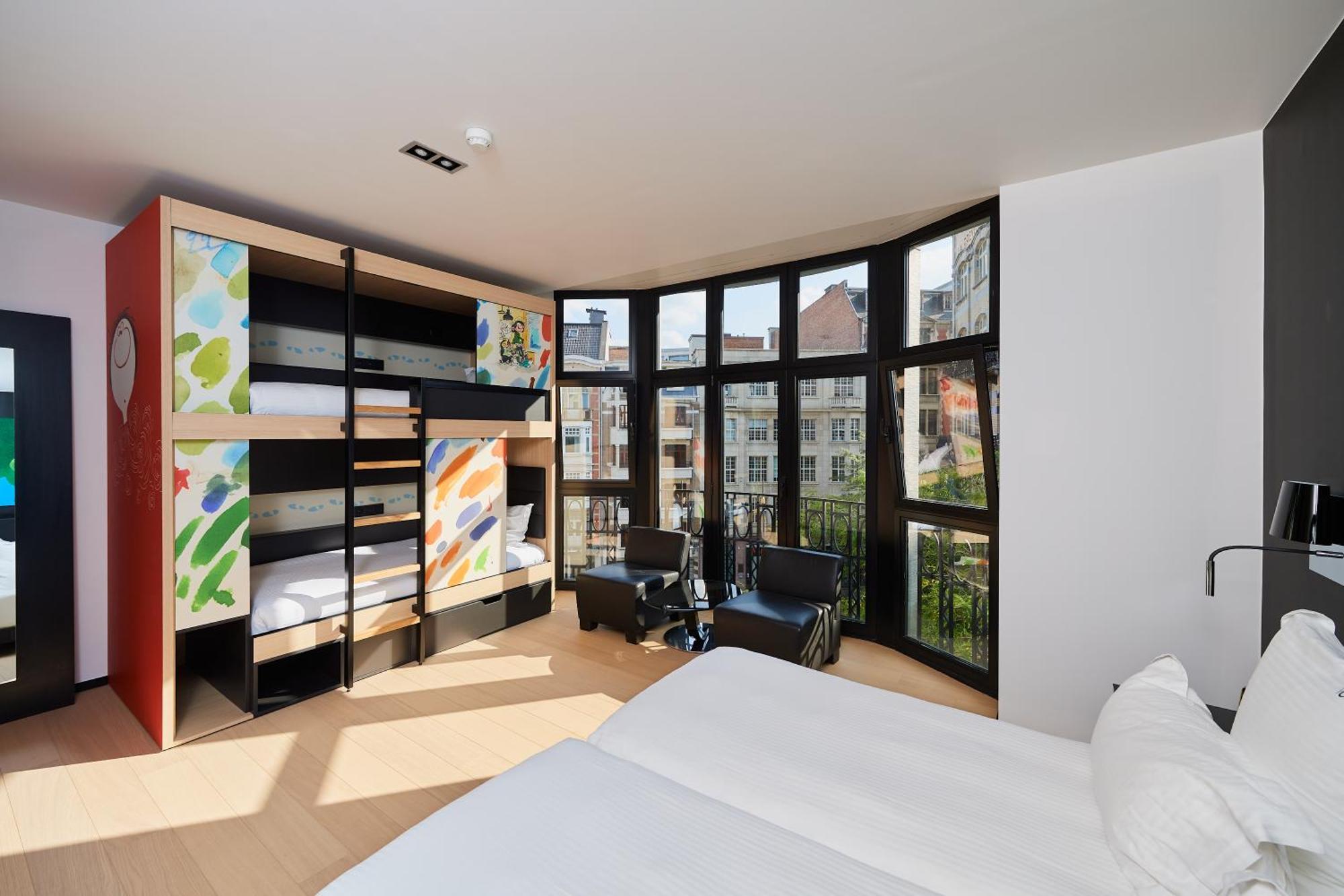 Yooma Urban Lodge Saint-Gilles エクステリア 写真