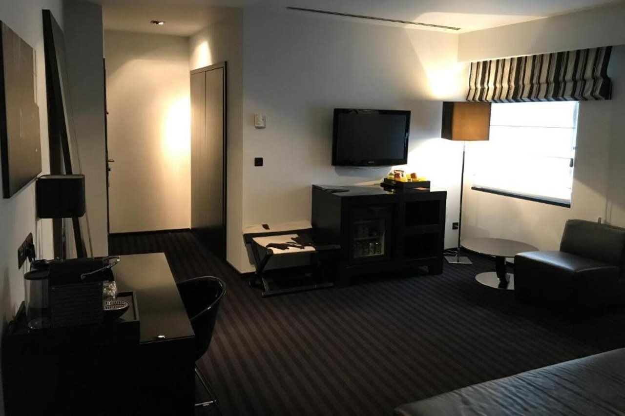 Yooma Urban Lodge Saint-Gilles エクステリア 写真